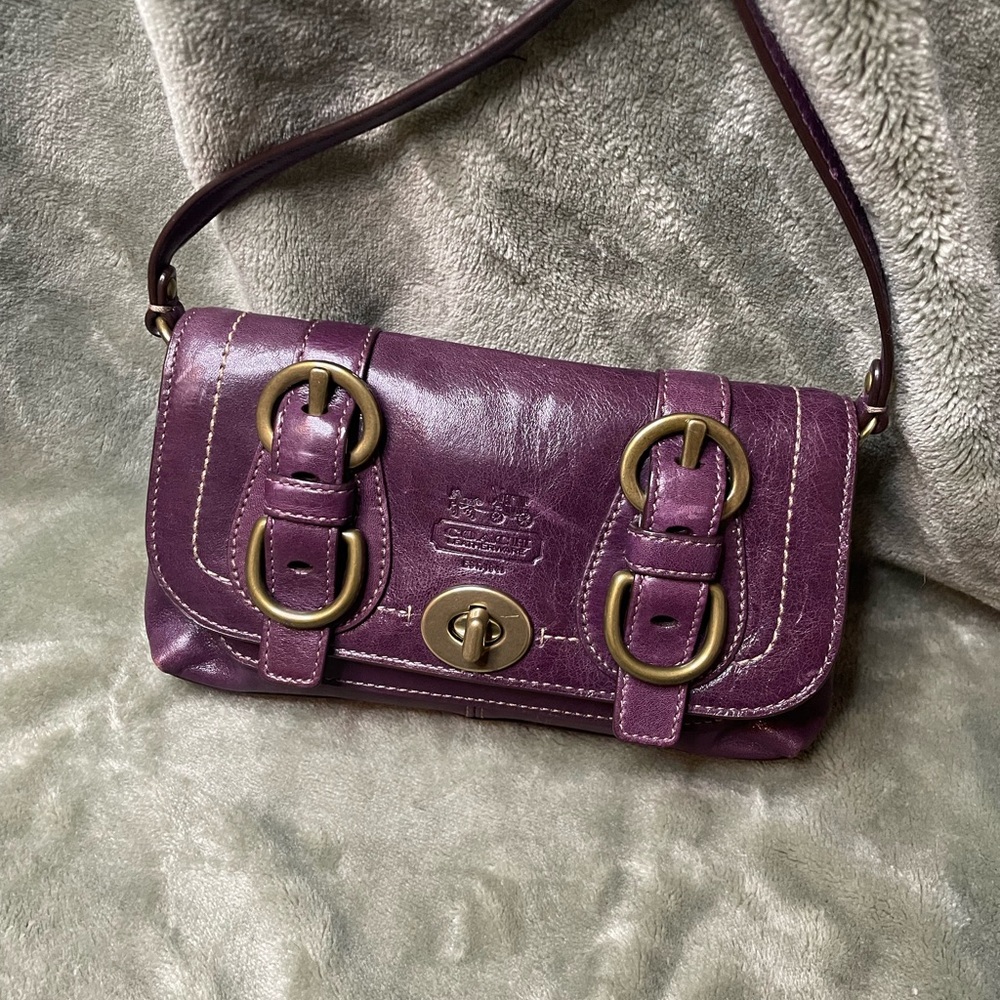 Rare Coach Legacy Garcia Double Buckle Turnlock Wristlet